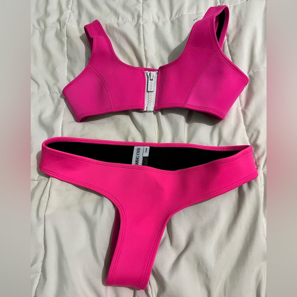 Hoaka swimwear worn once excellent condition!